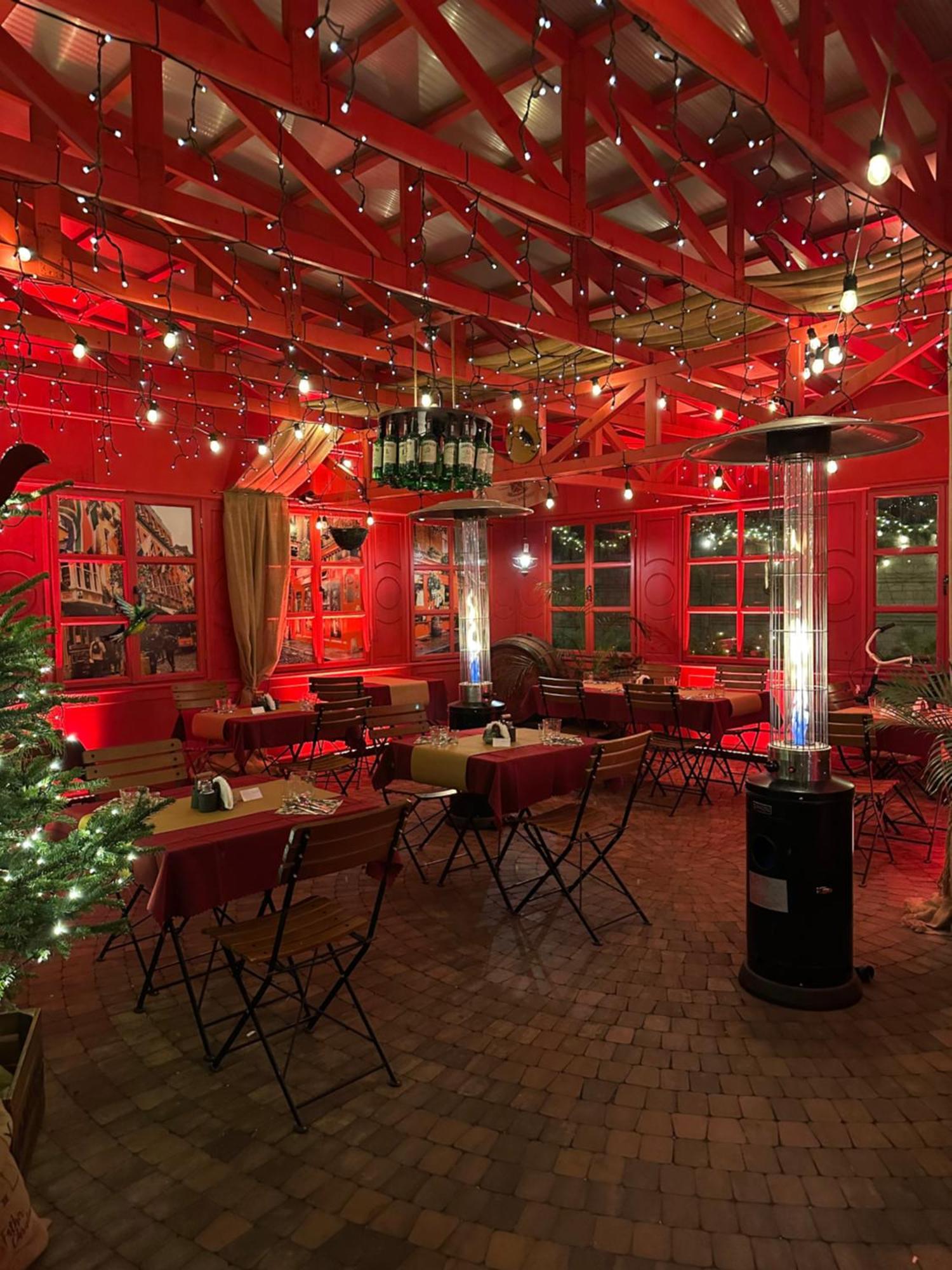 Shoemaker Irish Pub & Accommodation Kielce Extérieur photo