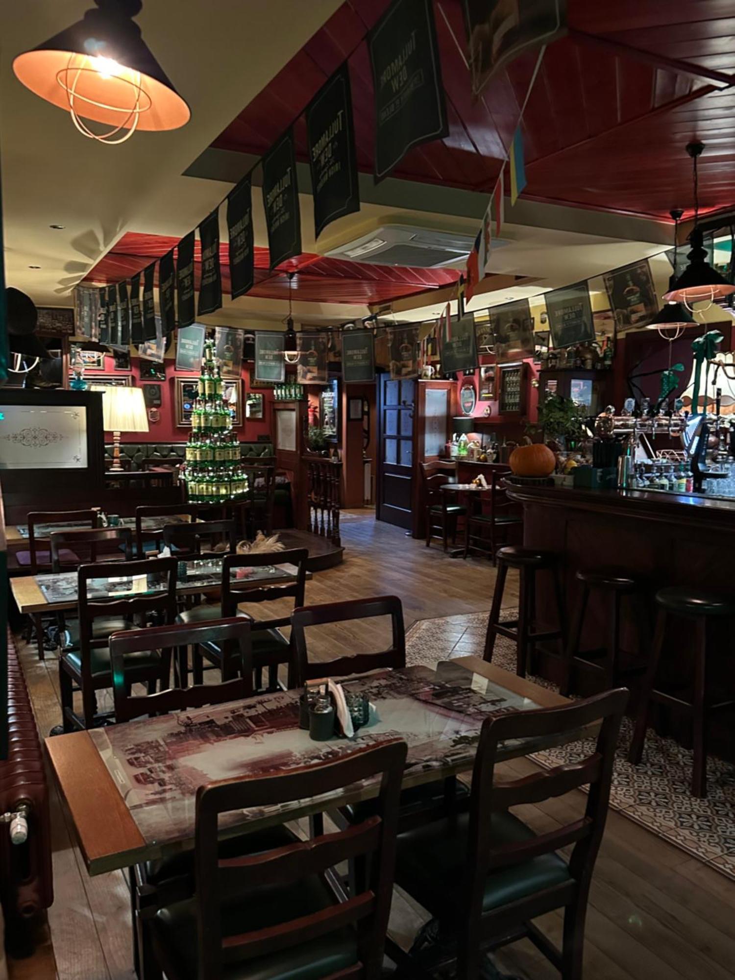 Shoemaker Irish Pub & Accommodation Kielce Extérieur photo